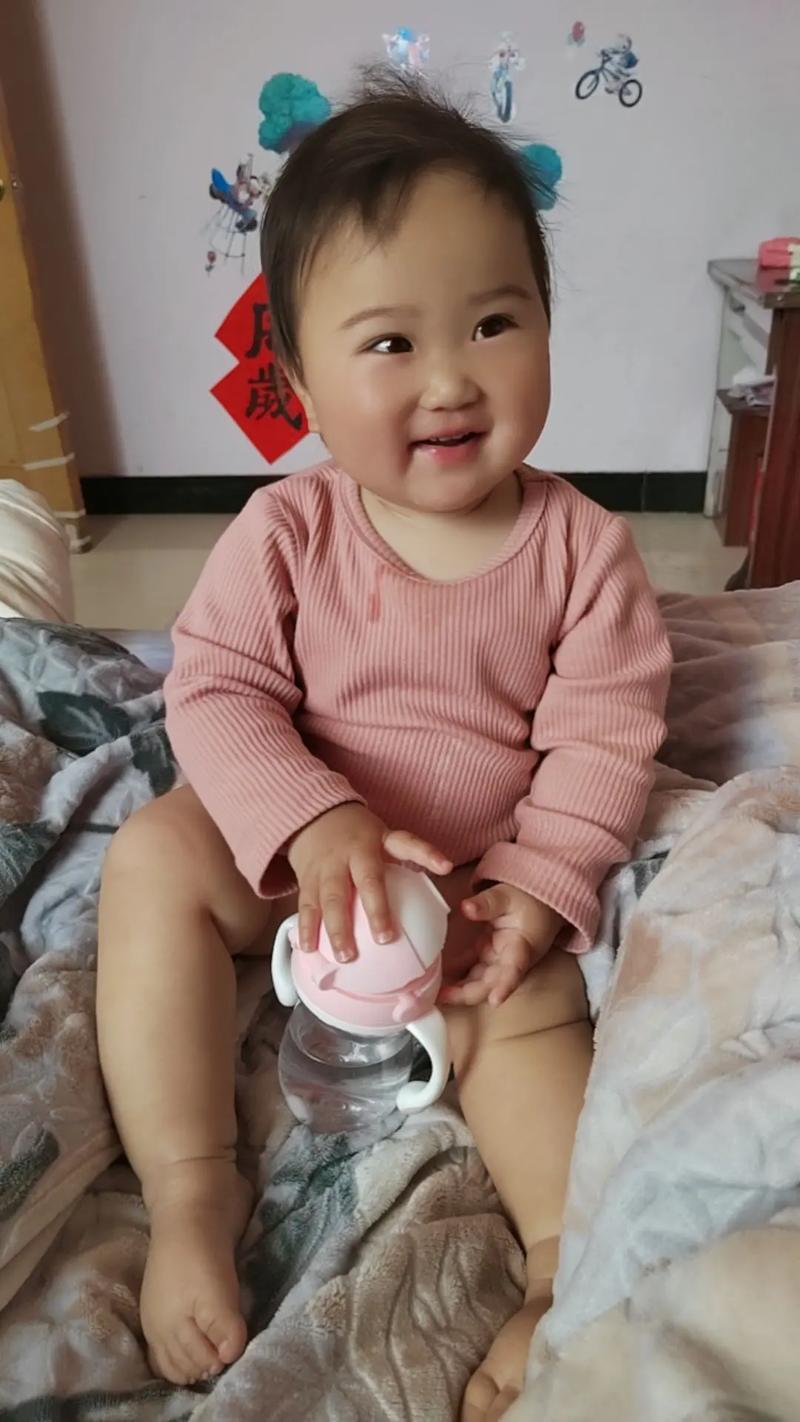 宝宝成长路上的小使者：熙熙的成长故事